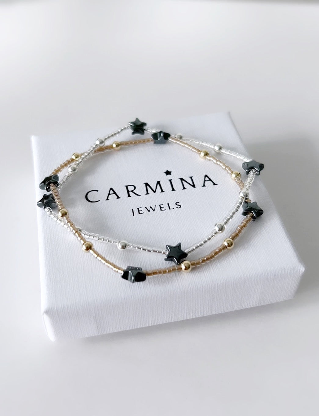Hematite star bracelet