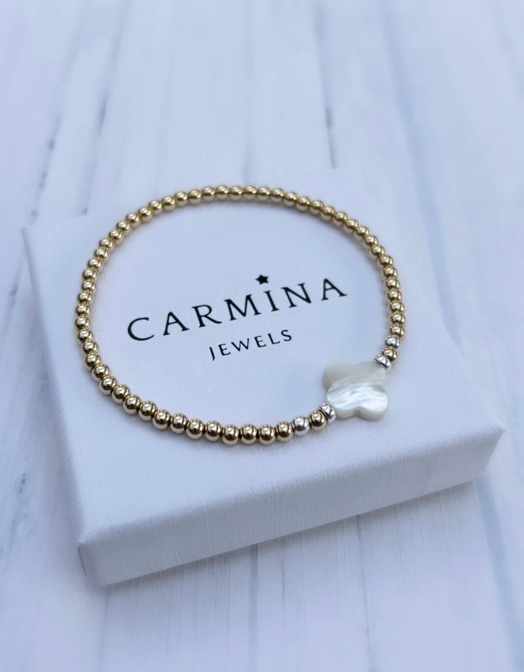 Mother of Pearl clover bracelet