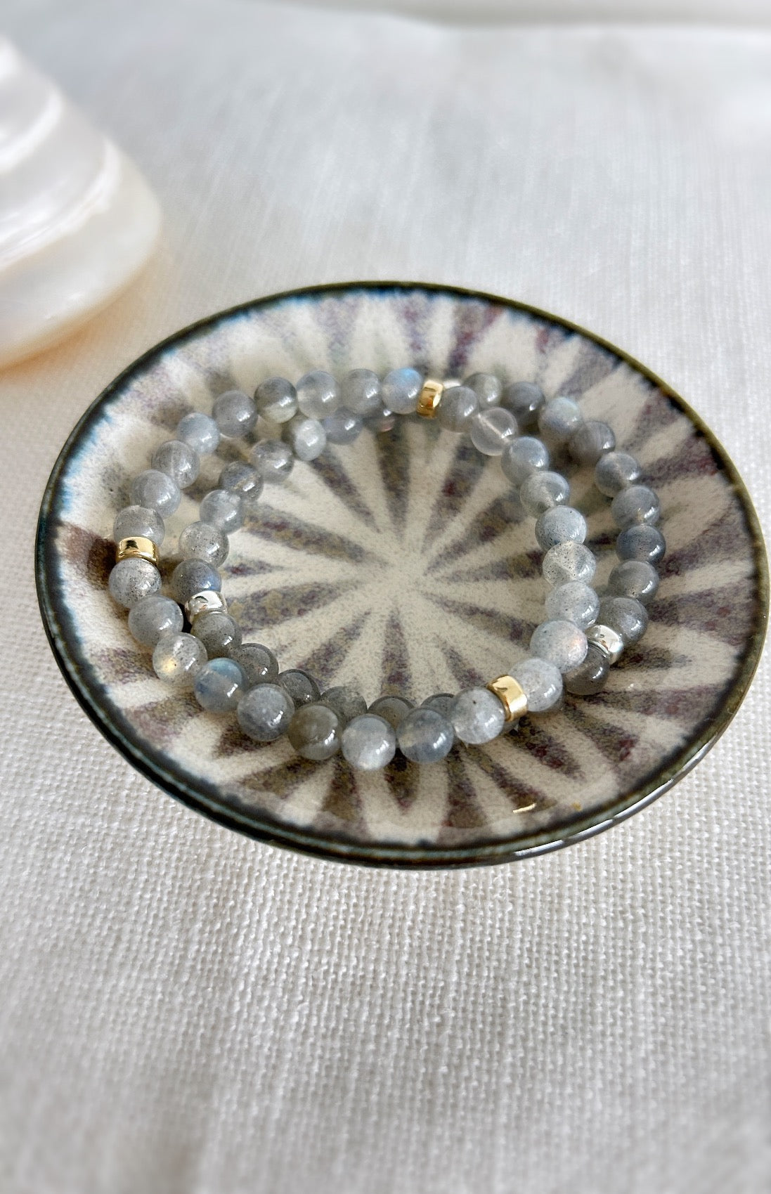 Labradorite bead bracelet