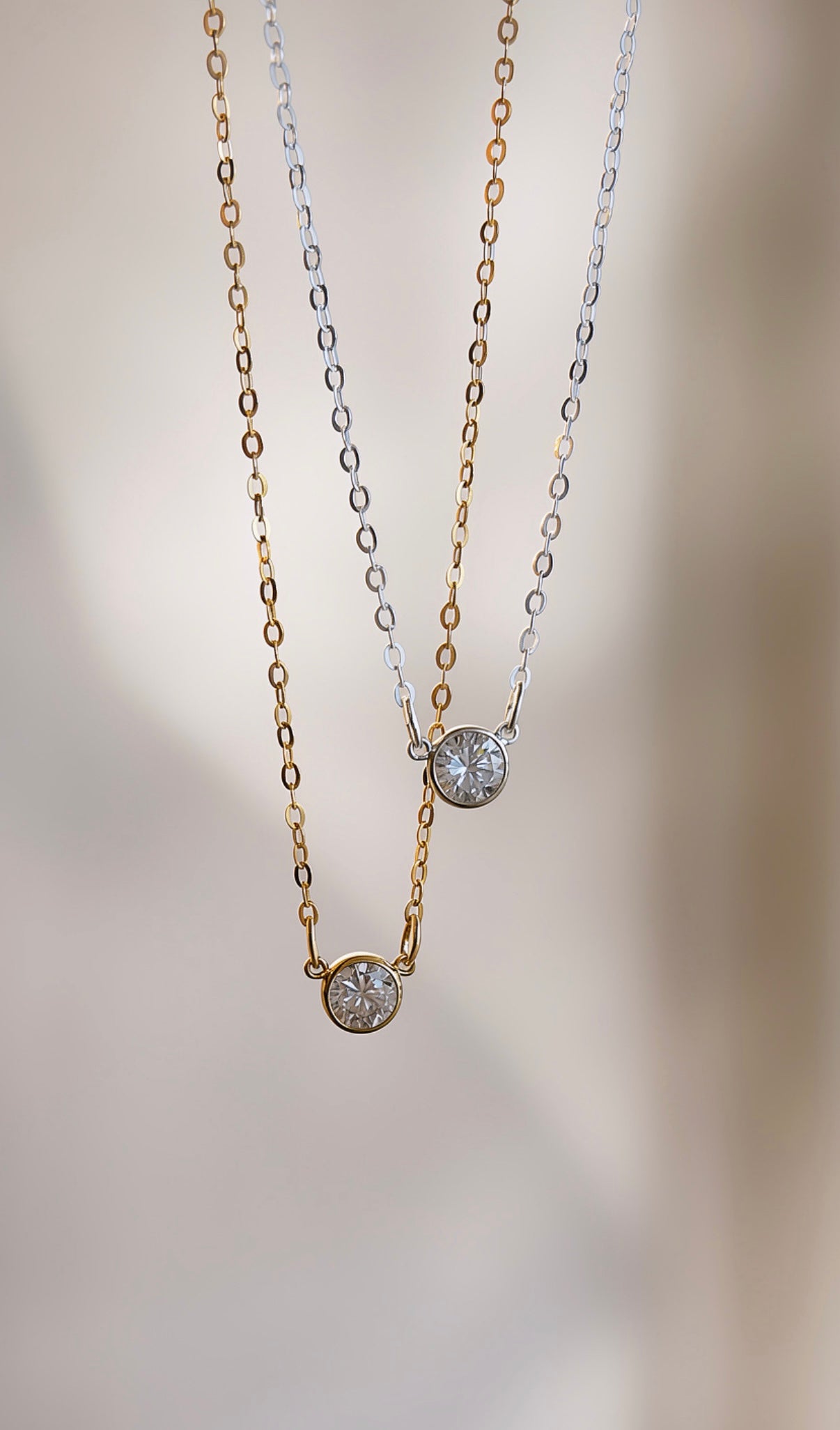 Solitaire necklace