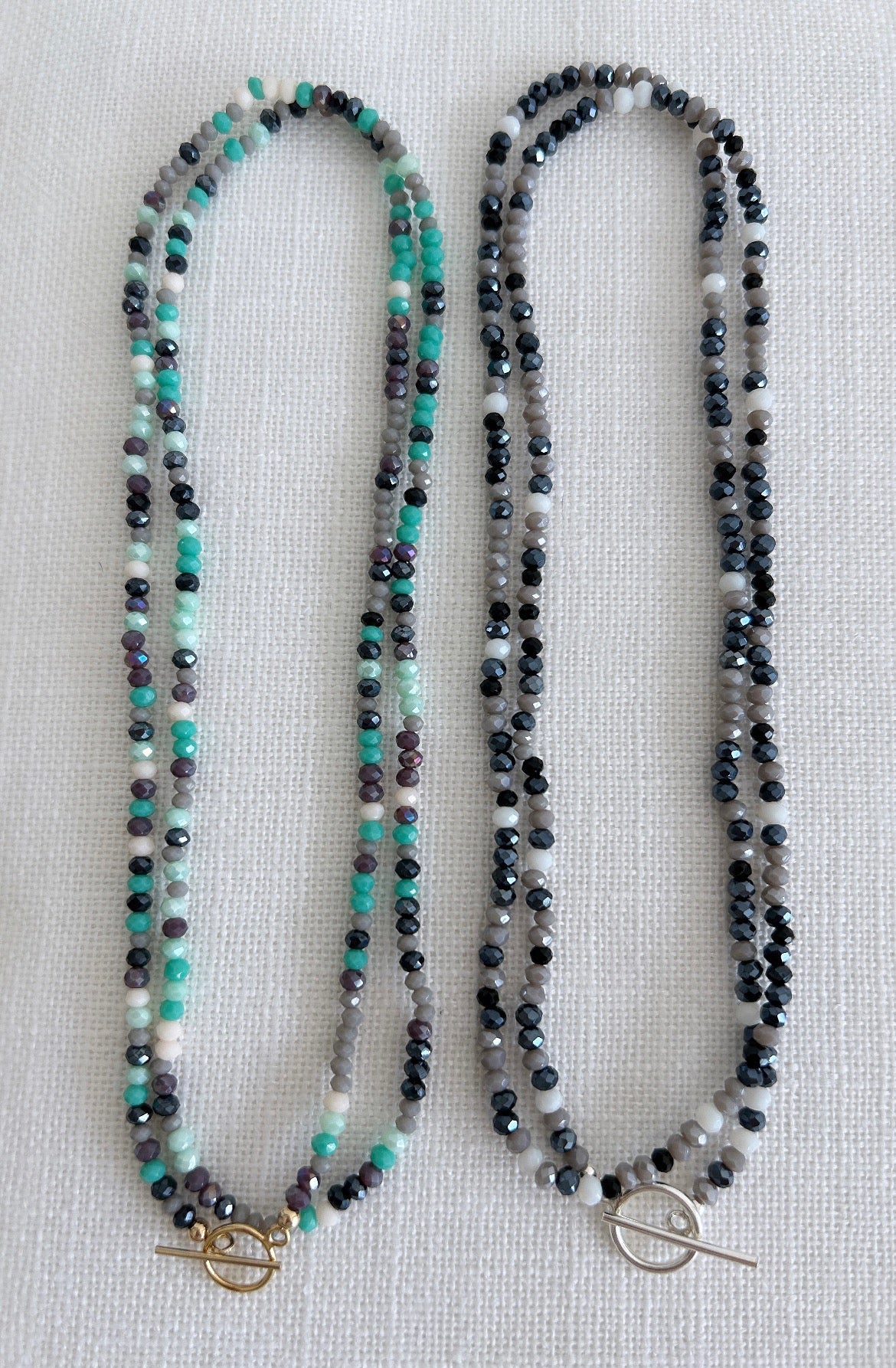 Glass beaded lariat necklace with a toggle clasp