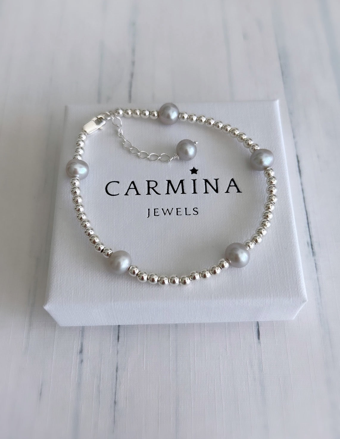 Grey Freshwater Pearl bracelet