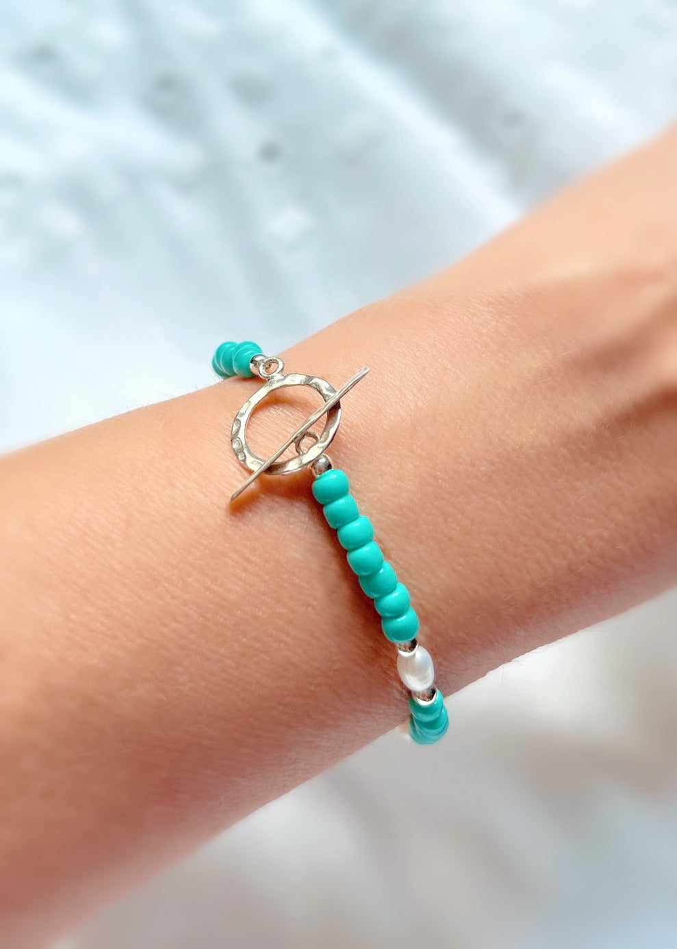 Turquoise & silver toggle pearl bracelet