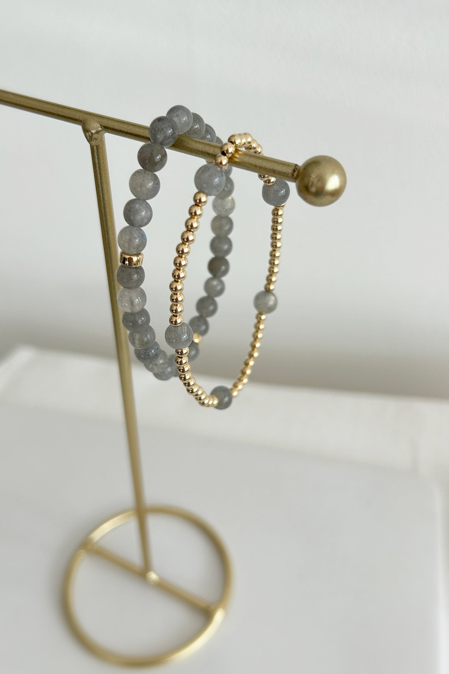 Labradorite bead bracelet