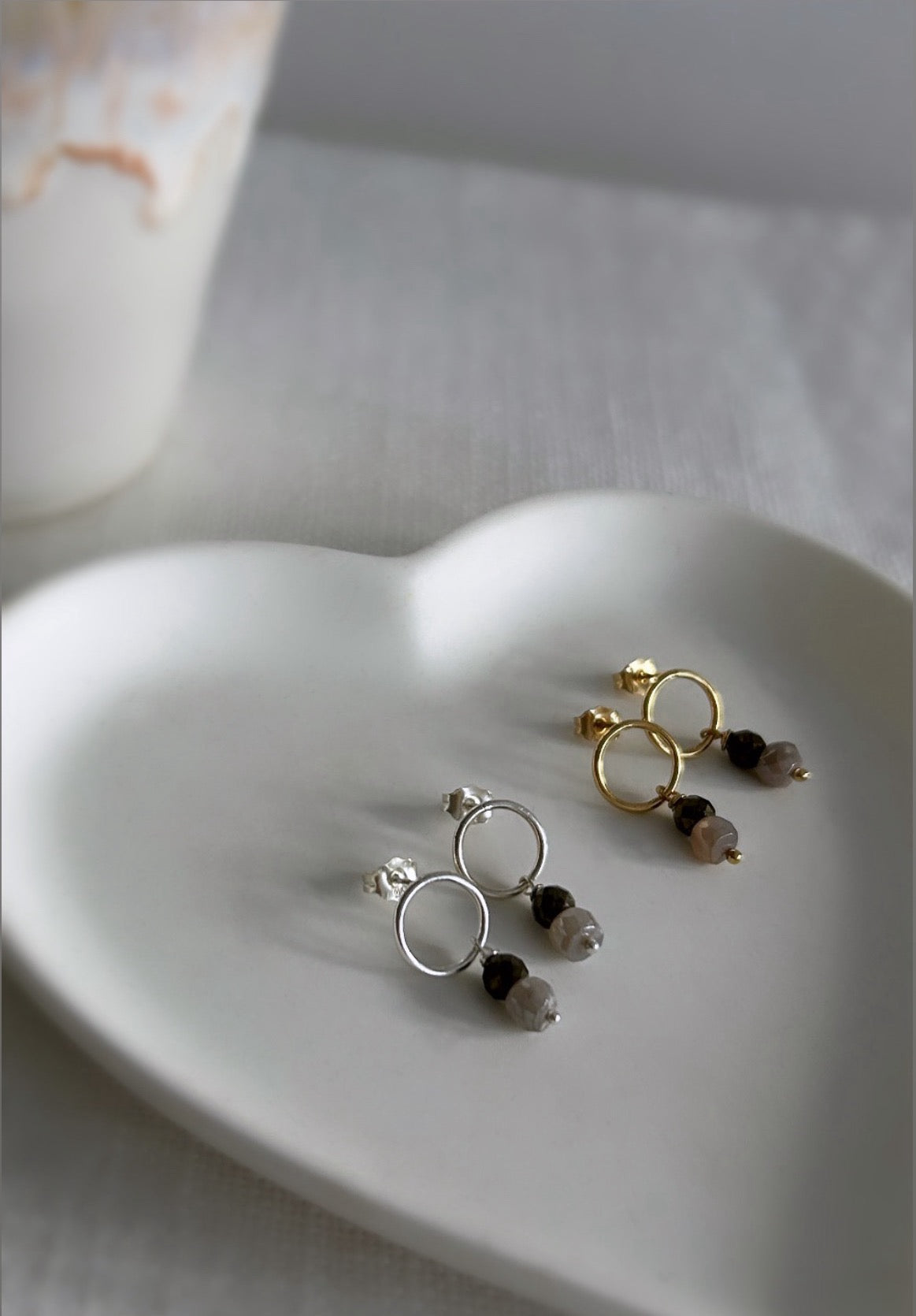 Circle stud droplet earrings