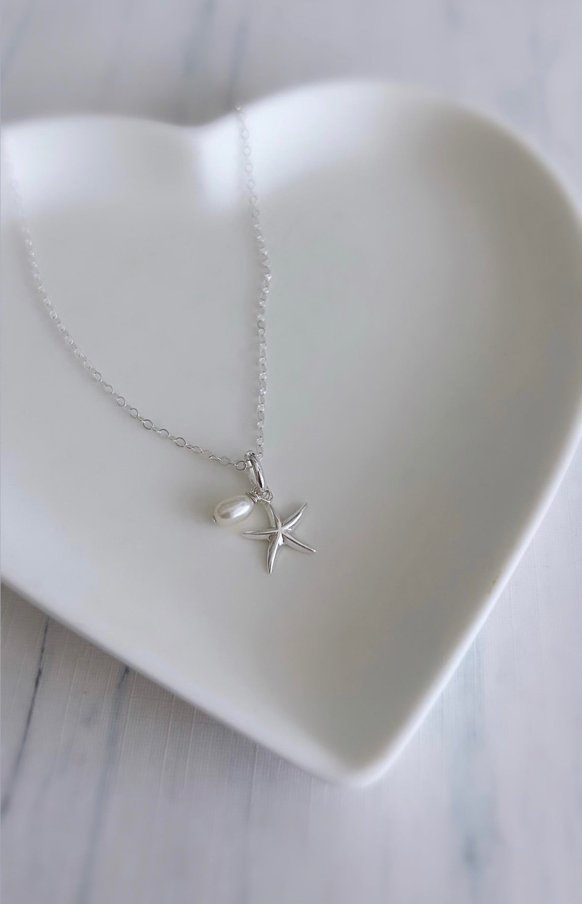 Silver Starfish & Pearl pendant