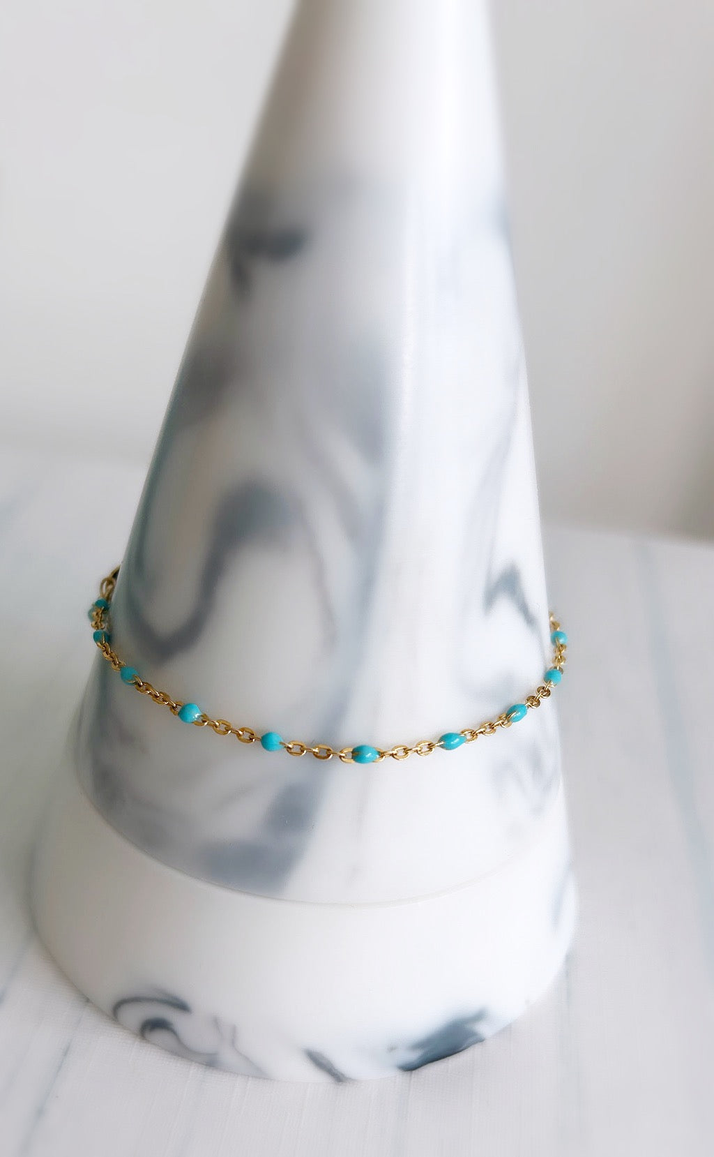 Enamel beaded chain bracelet